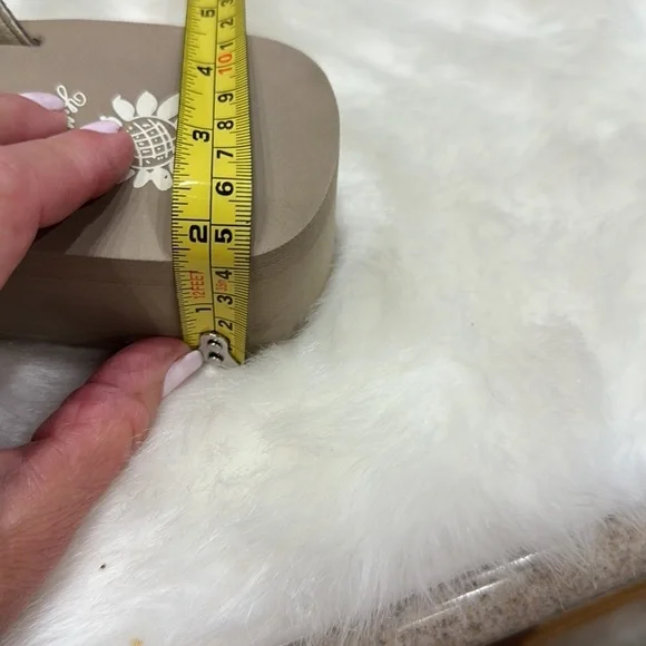 Yellow Box tan wedges size 8 - Picture 13 of 13